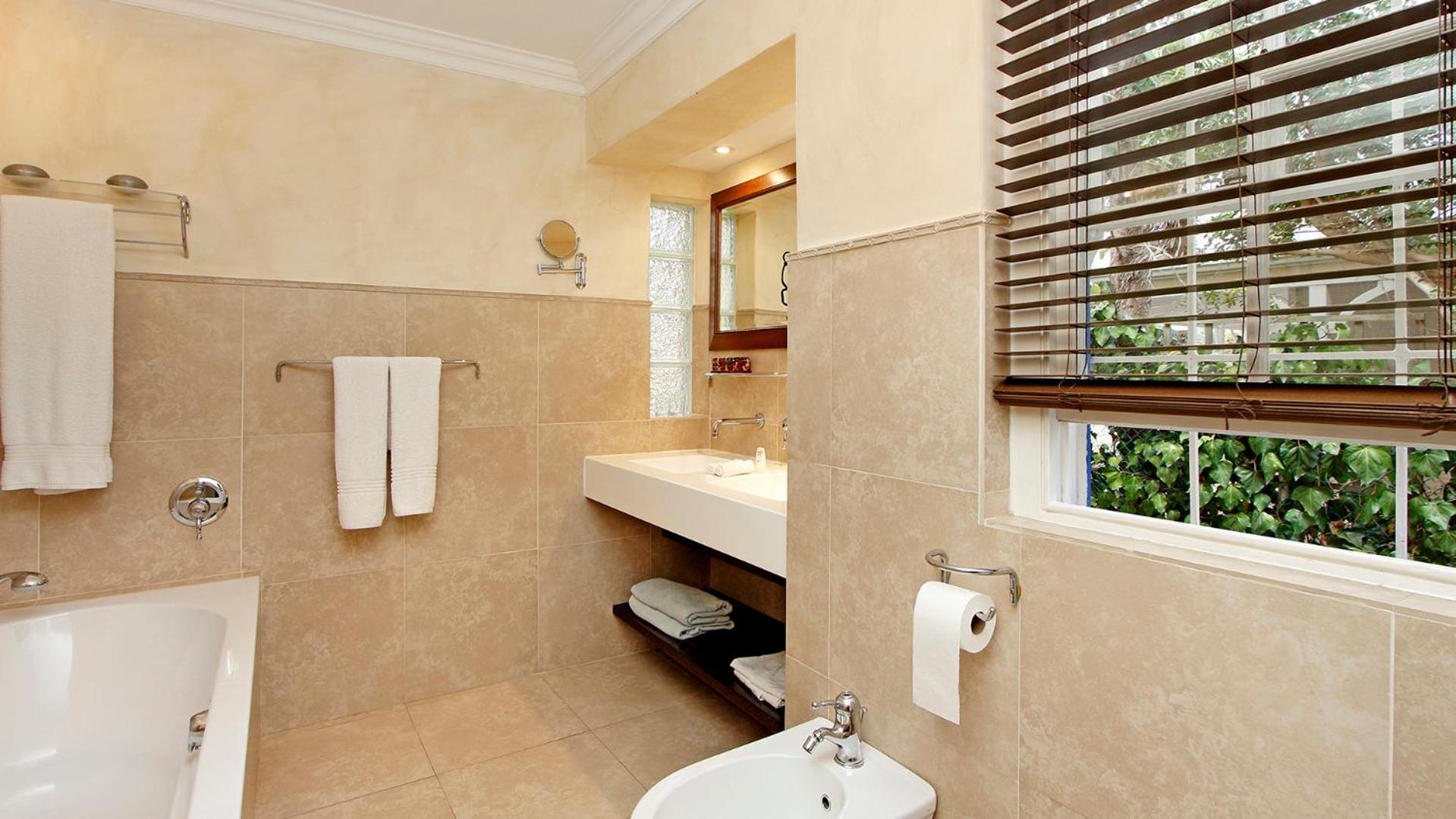 Plumwood Boutique Hotel By The Living Journey Collection Franschhoek Exteriér fotografie